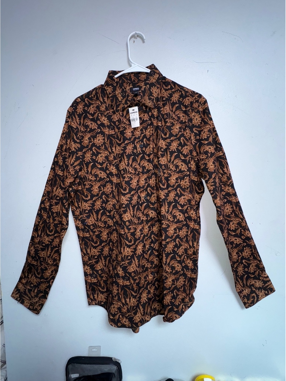NWT Express Men's Extra Slim Fit Floral Print Button-Up Shirt, Medium